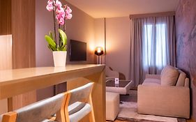 Miramare Suites